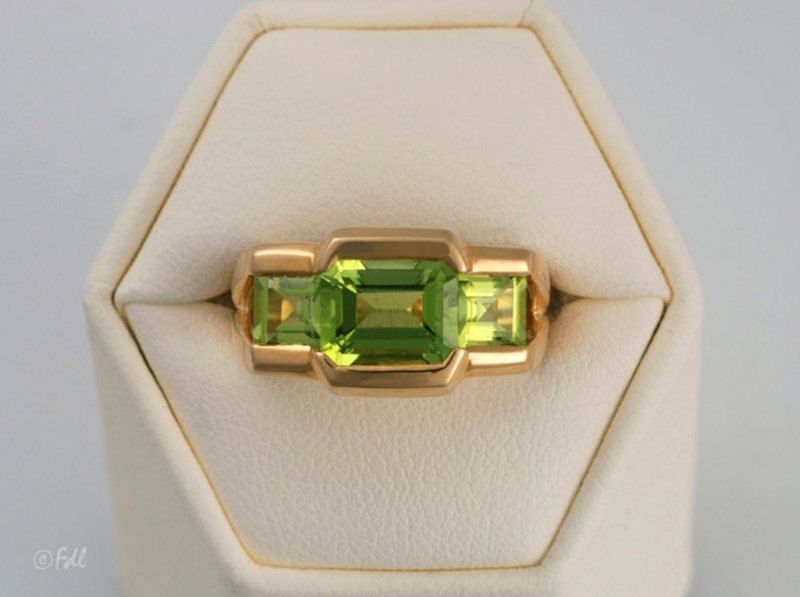 Bague en or 18 ct avec peridot