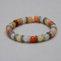 Bracelet avec jade de diverses couleurs et cornaline