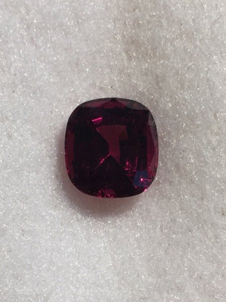 Grenat rhodolite 3,30 ct